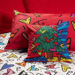  stile inconfondibile del noto artista internazionale Romero Britto, ha il lenzuolo superiore con stampa a cuori colorata e vivace, federa stampata Pine e lenzuolo con angoli in tinta unita