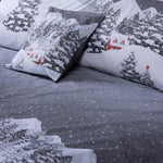 parure copripiumino bianco natale happidea inverno natale disegno paesaggio invernale neve case conigli 100% cotone made in italy dettaglio